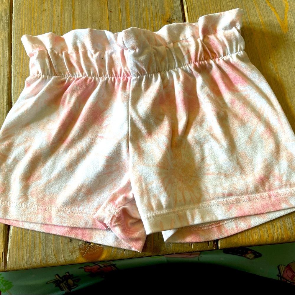 Size 18 months shorts